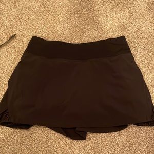 Black lululemon tennis skirt